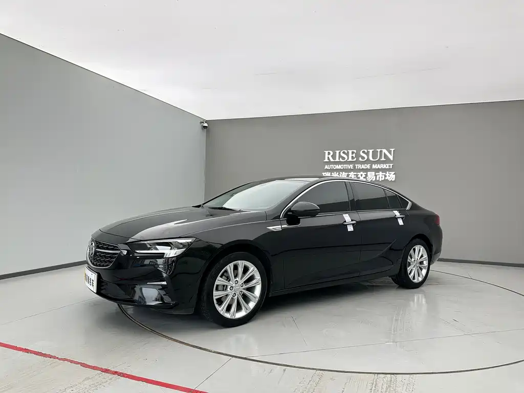 Buick Regal 2023 — фото 1