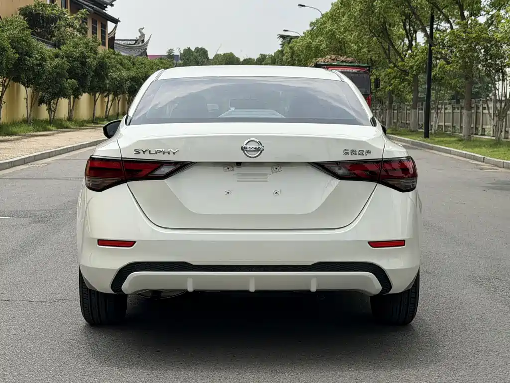 Nissan Sylphy 2021 — фото 8
