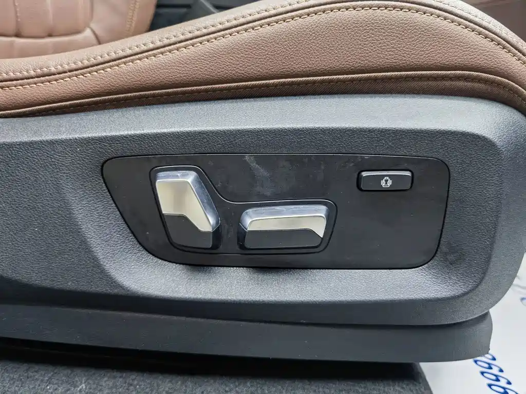 BMW X5 2019 — фото 18