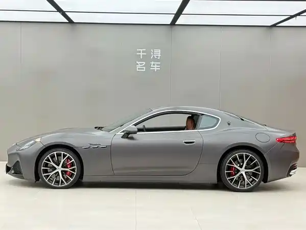 Maserati Granturismo 2023