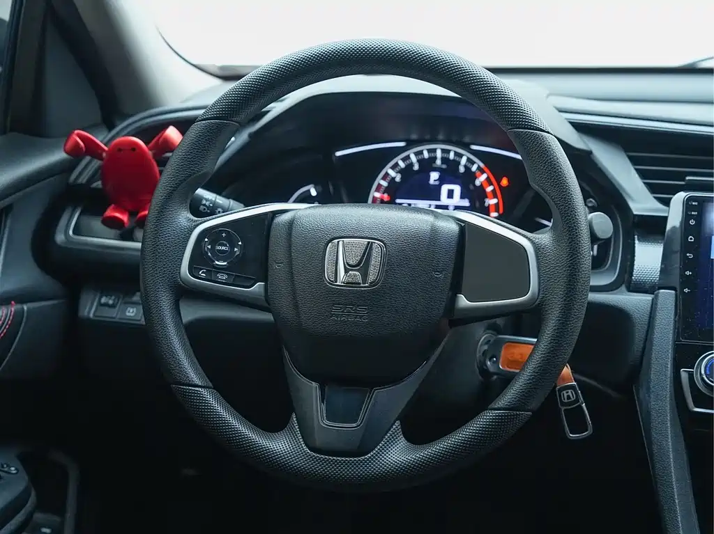 Honda Civic 2020 — фото 19