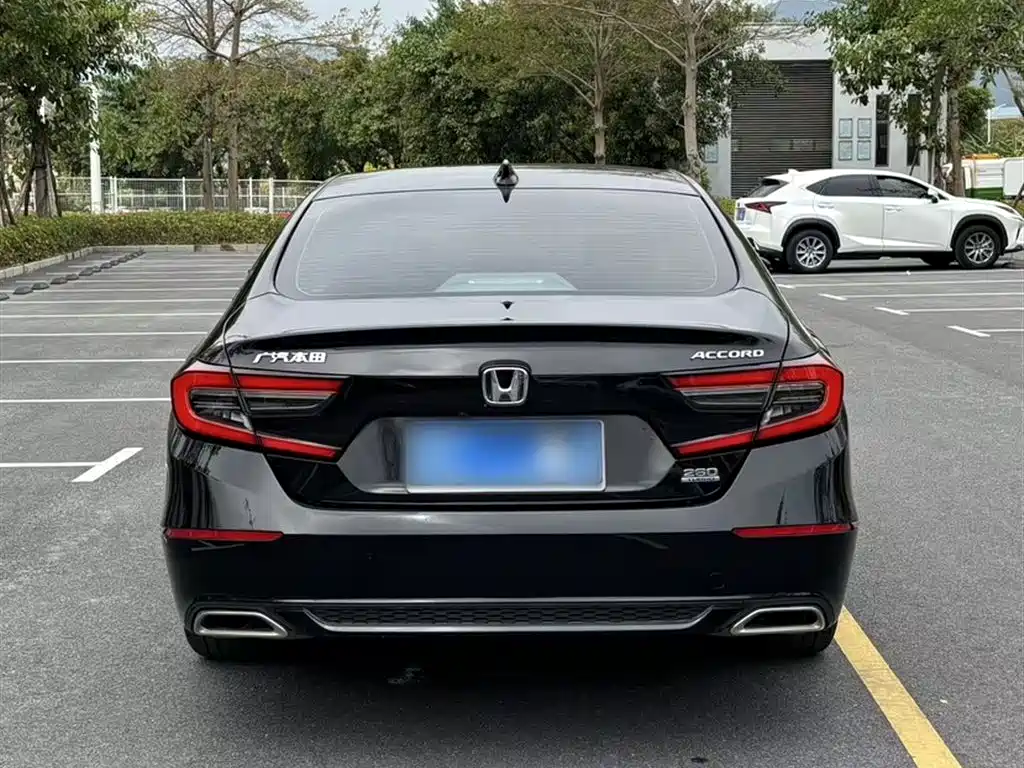 Honda Accord 2022 — фото 23