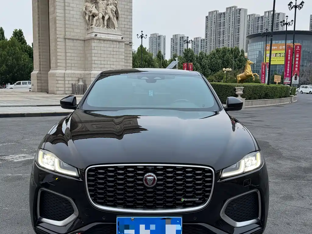 Jaguar F-PACE 2021 — фото 3