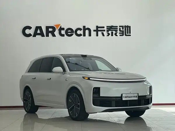 Li Auto L8 2025