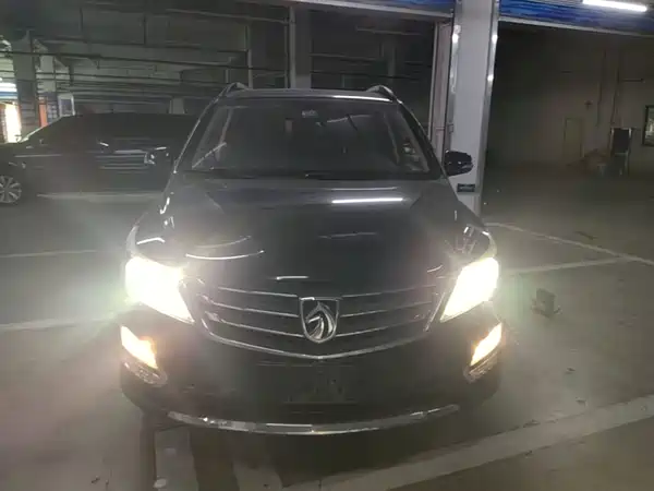 Baojun 560 2015