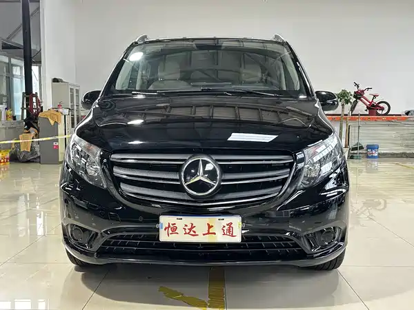 Mercedes-Benz Vito 2023