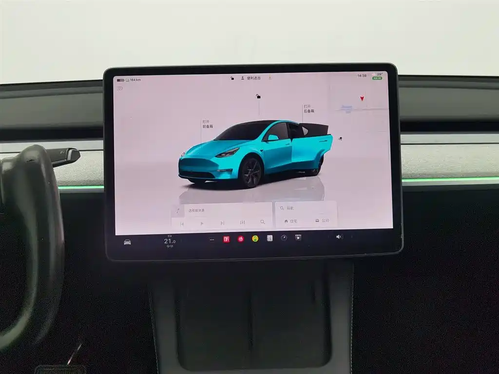Tesla Model Y 2024 — фото 12