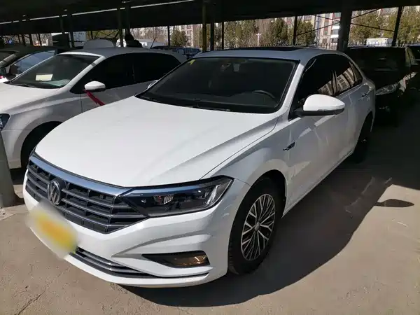 Volkswagen Sagitar 2021