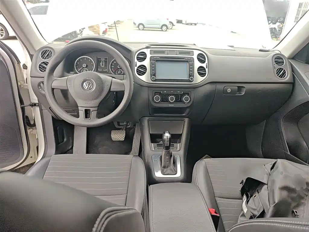 Volkswagen Tiguan 2017 — фото 10
