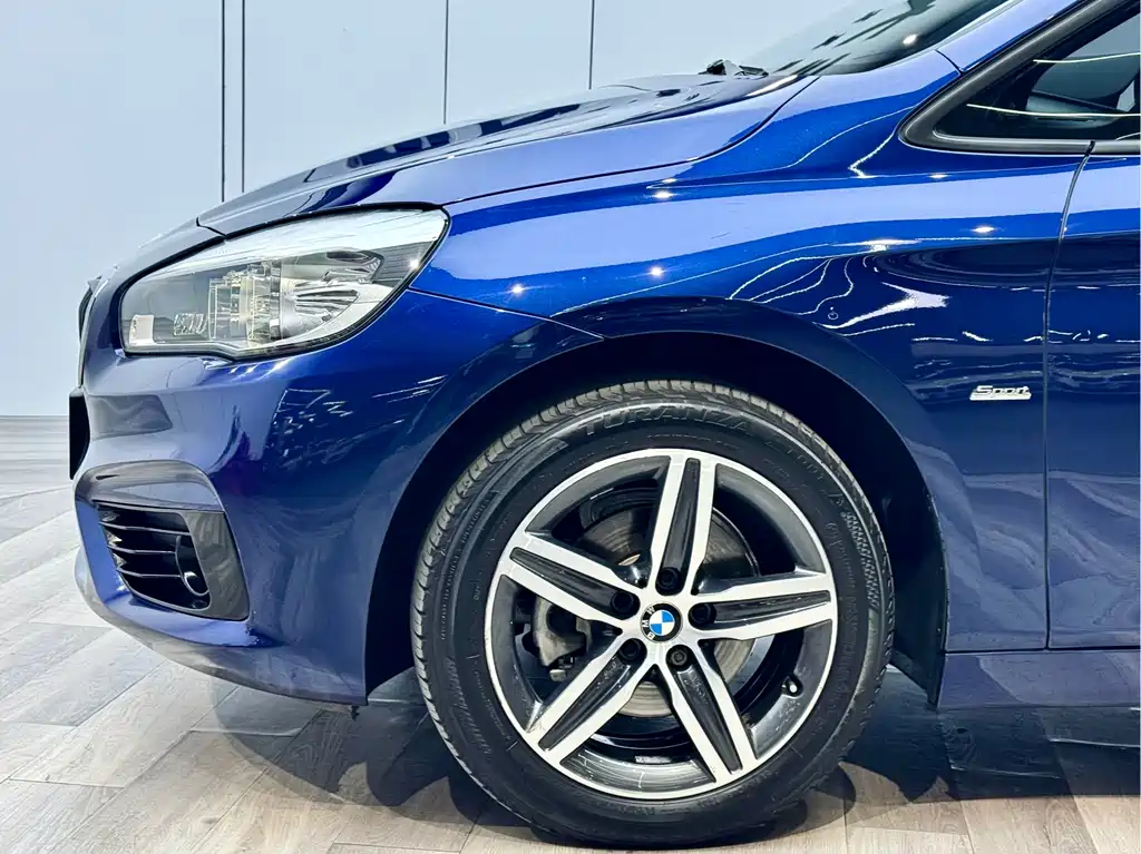 BMW 2 Series Active Tourer 2018 — фото 27