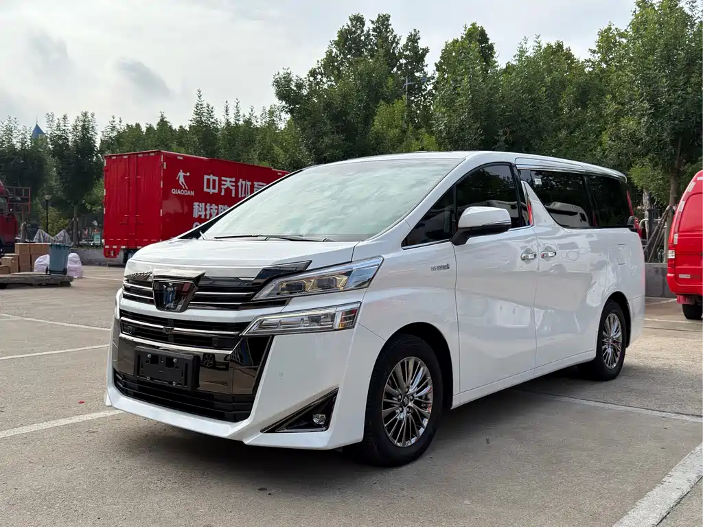 Toyota Vellfire 2023 — фото 2