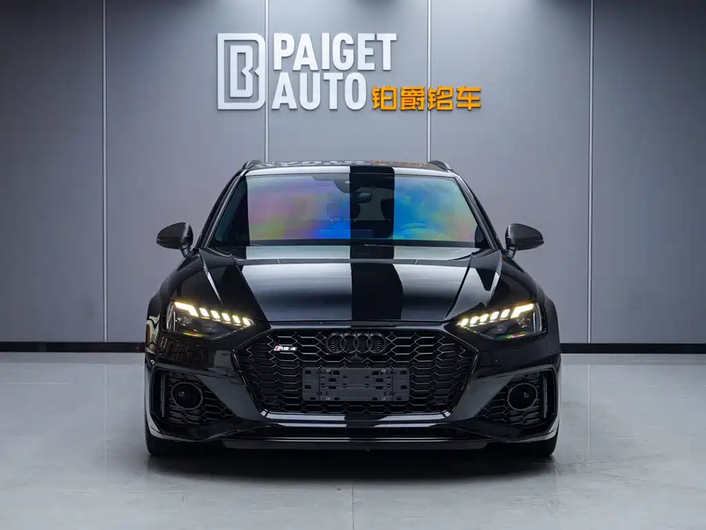 Audi RS 4 2021