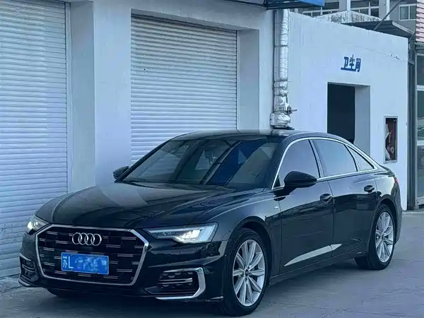 Audi A6L 2022