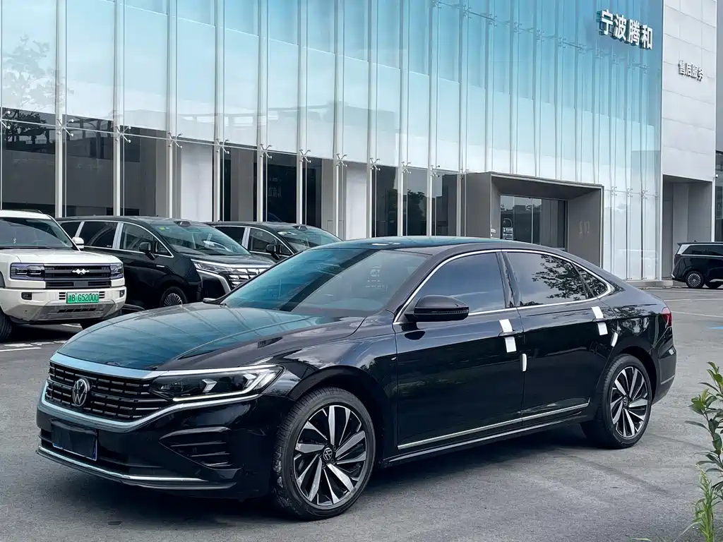 Volkswagen Passat 2024