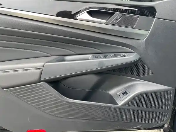 Volkswagen Passat 2024