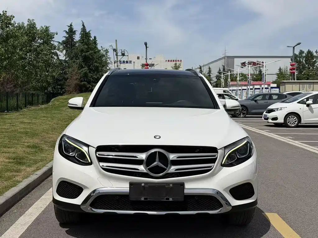 Mercedes-Benz GLC 2017 — фото 2