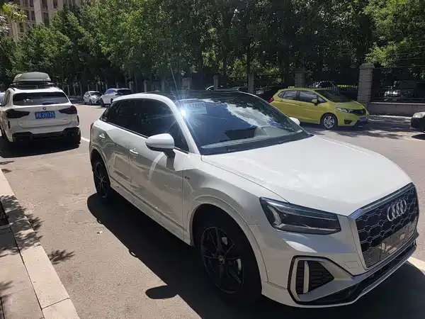 Audi Q2L 2022