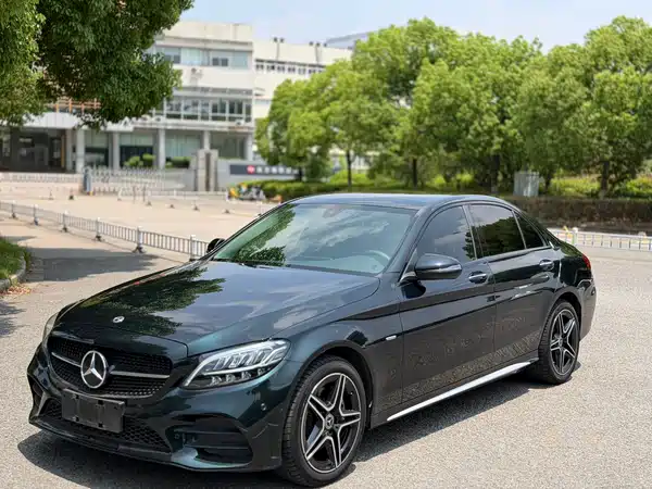Mercedes-Benz C-Class 2021