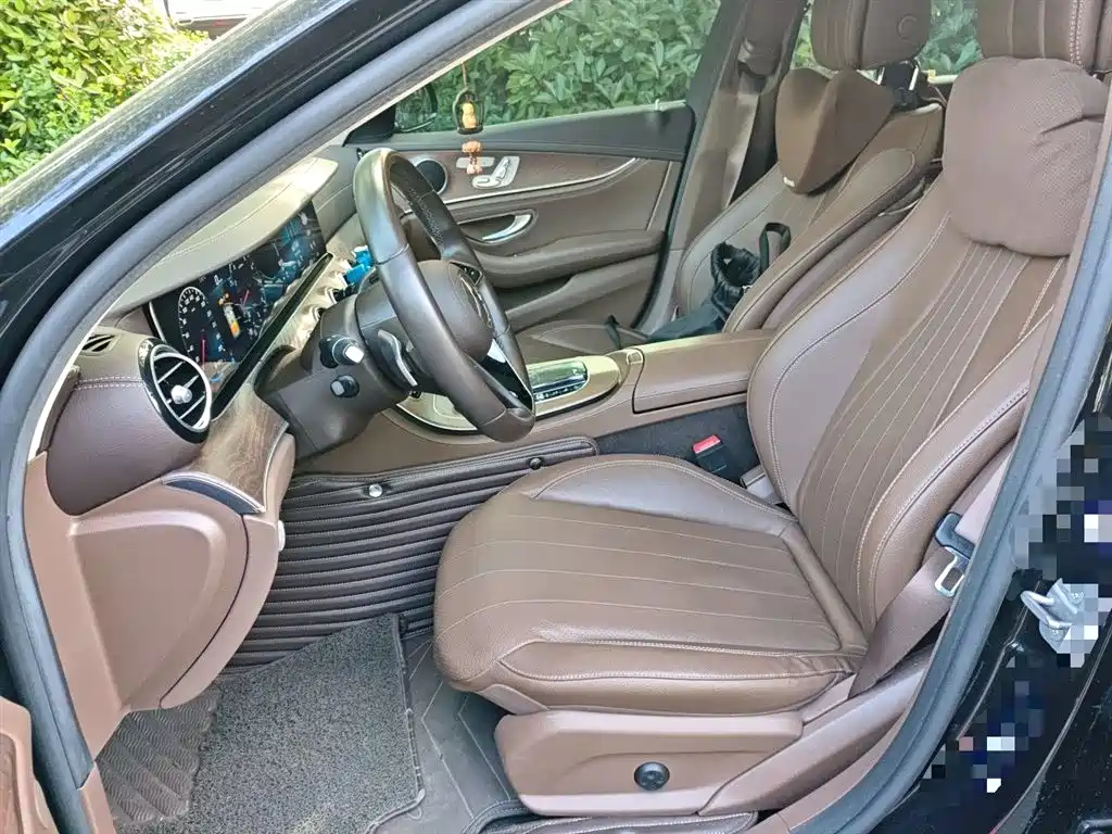 Mercedes-Benz E-Class 2020 — фото 8