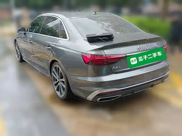 Audi A4L 2021