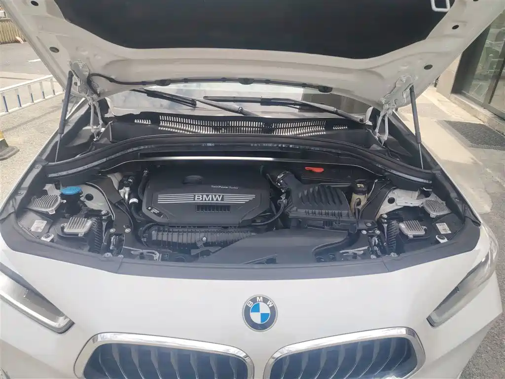 BMW X2 2021 — фото 16