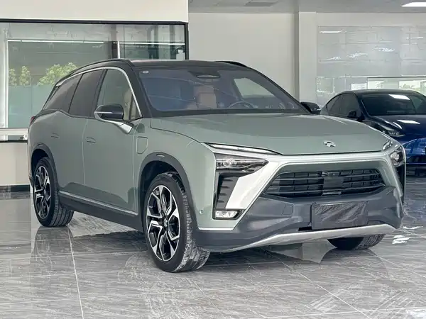 NIO ES8 2021
