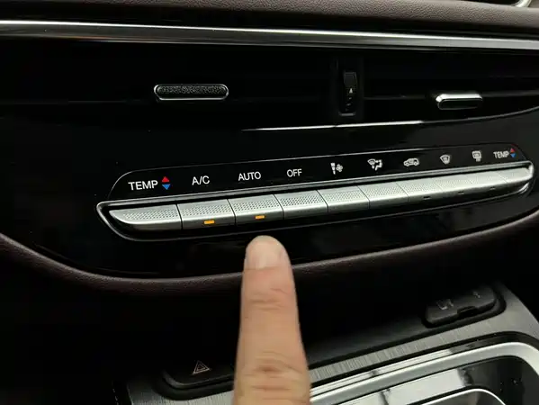 GAC Trumpchi M6 2022