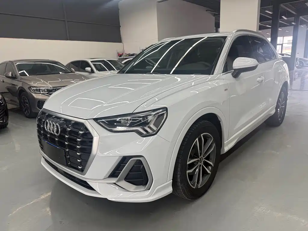 Audi Q3 2022