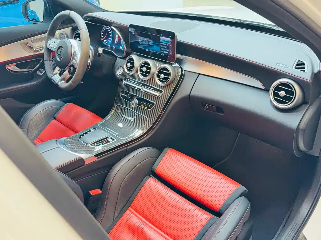 Mercedes-Benz C-Class AMG 2020 — фото 17