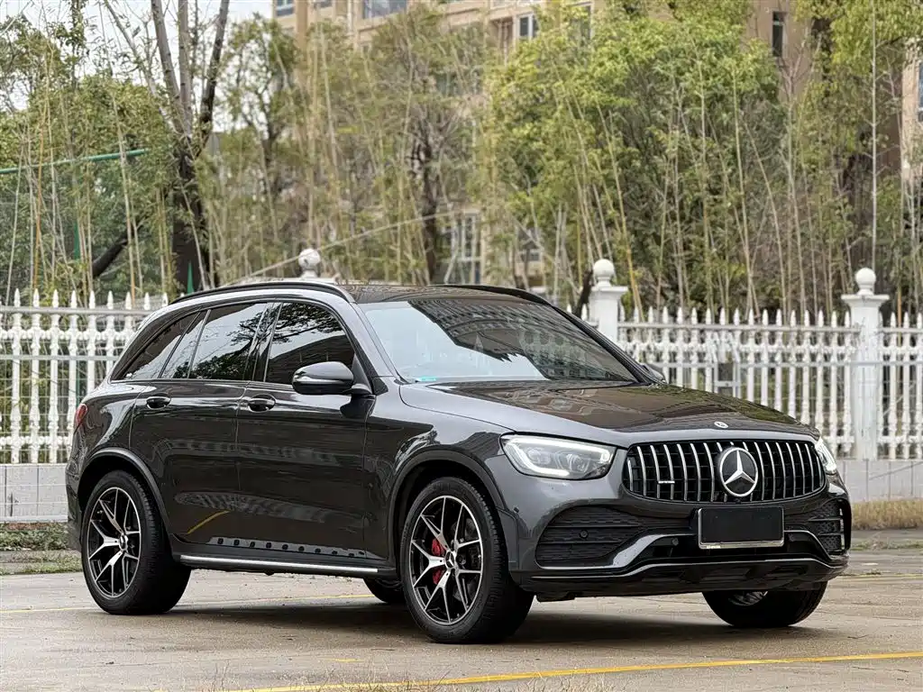 Mercedes-Benz GLC AMG 2021 — фото 24