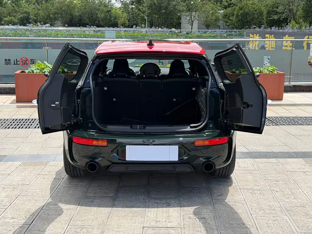 MINI JCW CLUBMAN 2021 — фото 9