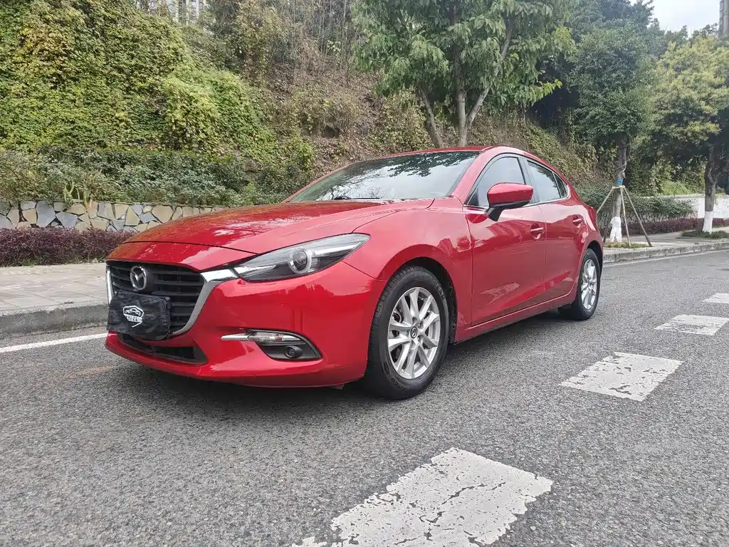 Mazda 3 Axela 2017 — фото 1