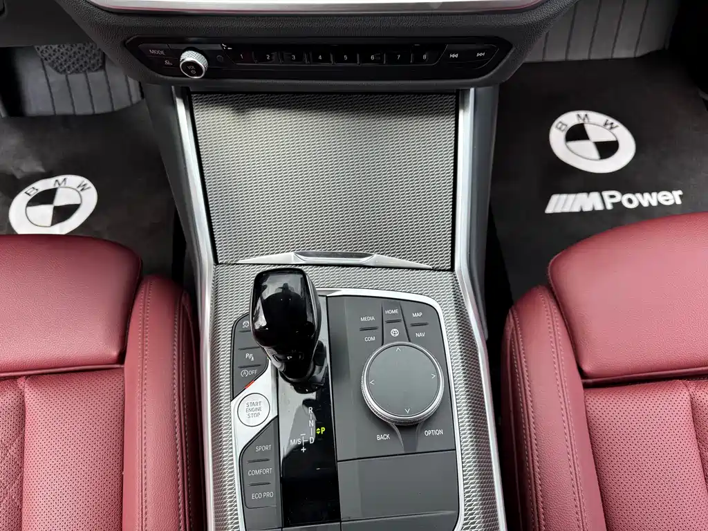 BMW 3 Series 2022 — фото 10