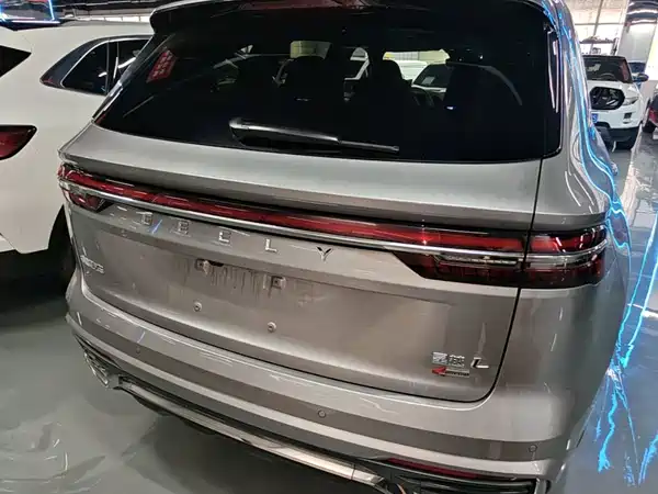 Geely Xingyue L 2025