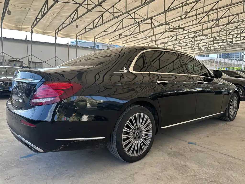 Mercedes-Benz E-Class 2020 — фото 5