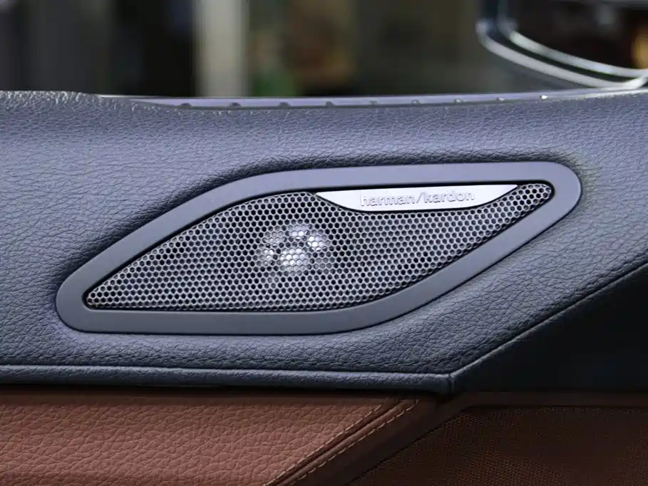 BMW 6 Series 2015 — фото 14
