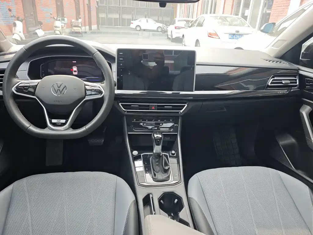 Volkswagen Lavida 2023