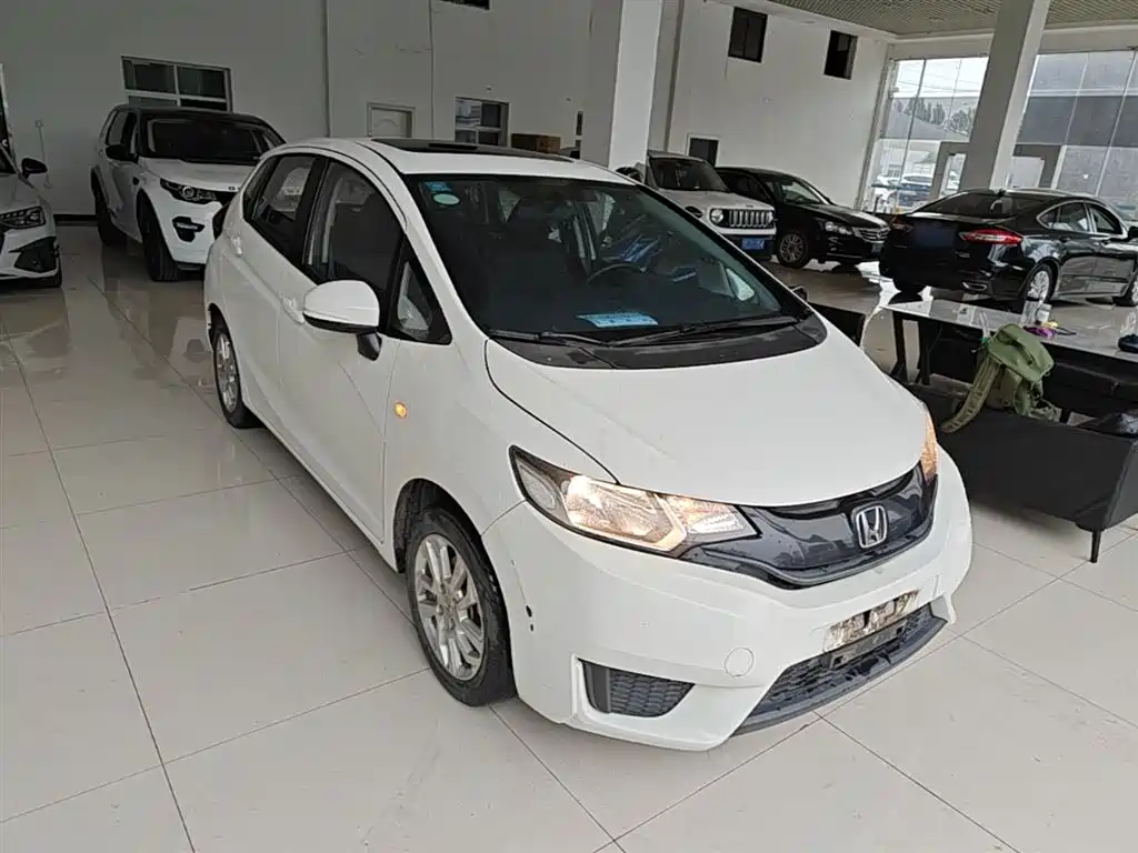 Honda Fit 2017 — фото 4