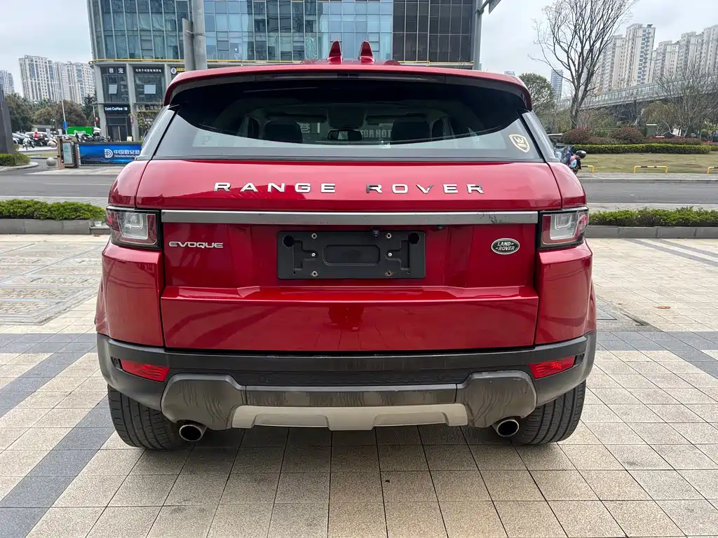 Land Rover Evoque 2017 — фото 18