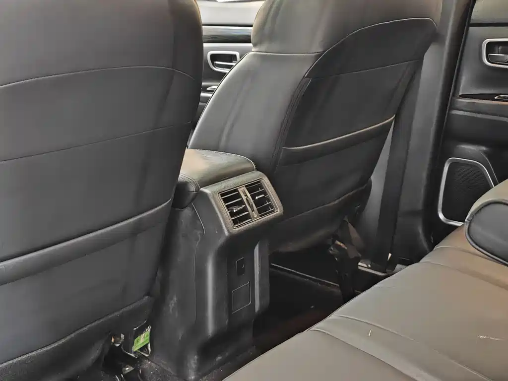 Mitsubishi Outlander 2019 — фото 24