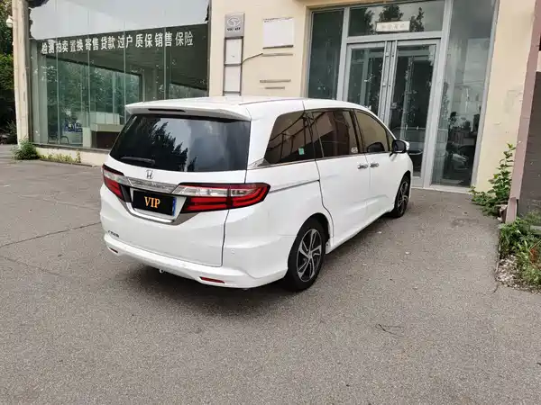 Honda Odyssey 2015