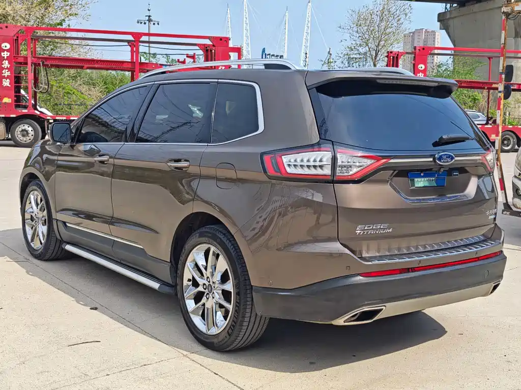 Ford Edge 2015 — фото 14