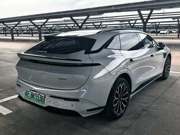 Zeekr 007GT 2025