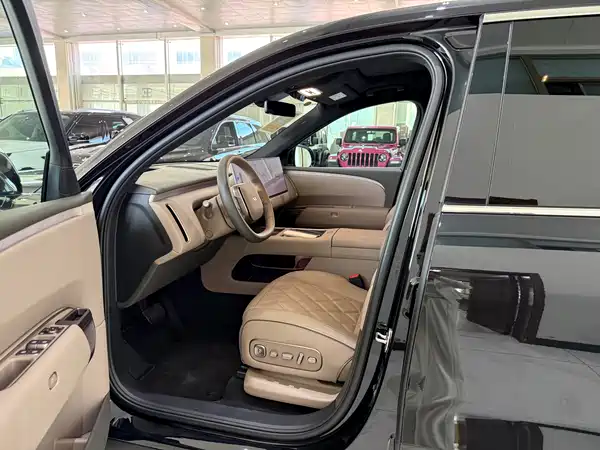 Li Auto L9 2026