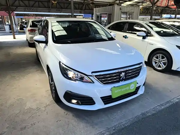 Peugeot 308 2016