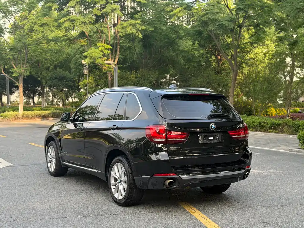 BMW X5 2018 — фото 15