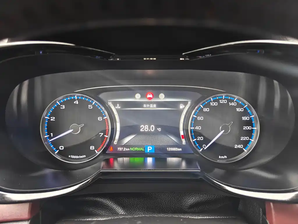 GAC Motor Trumpchi GS8 2018 — фото 14