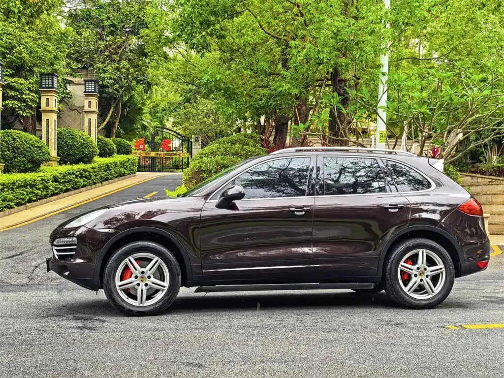 Porsche Cayenne 2014 — фото 4