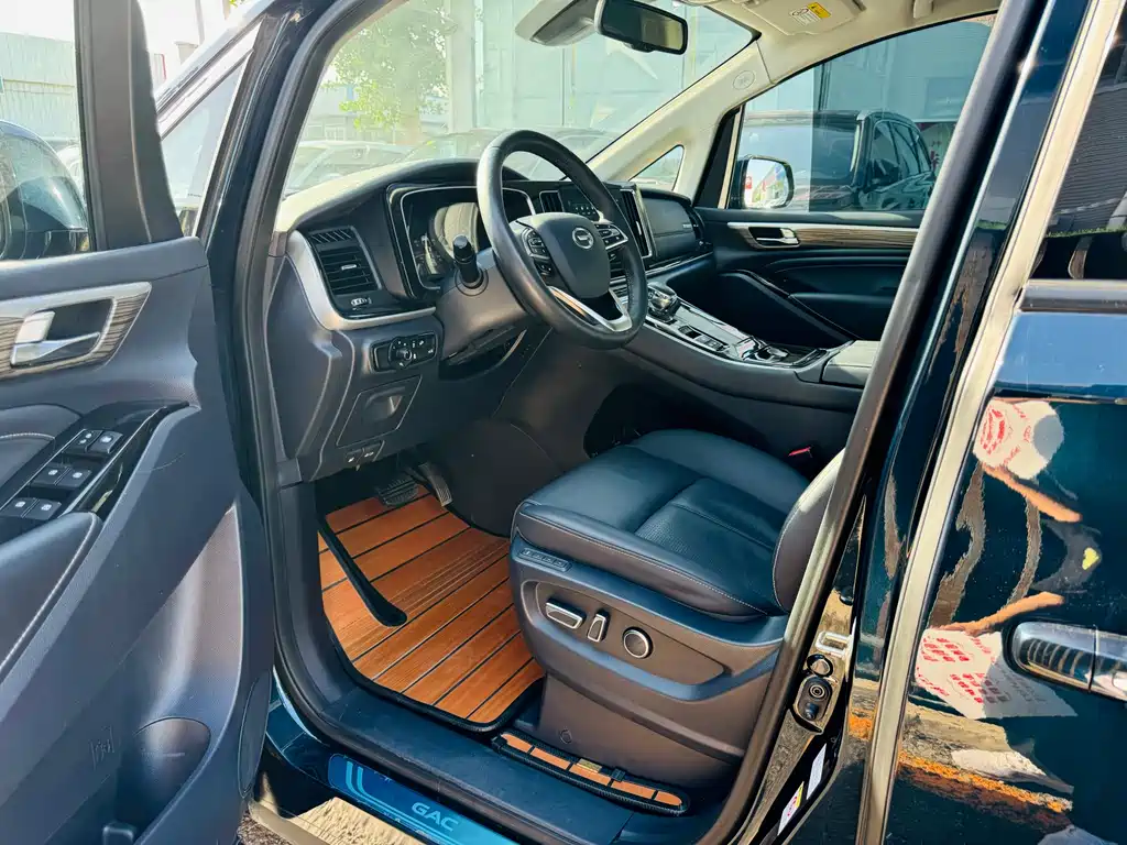 GAC Trumpchi M8 2023 — фото 11