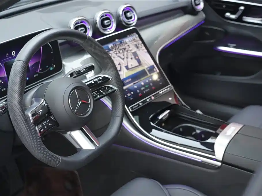 Mercedes-Benz C-Class 2023 — фото 14